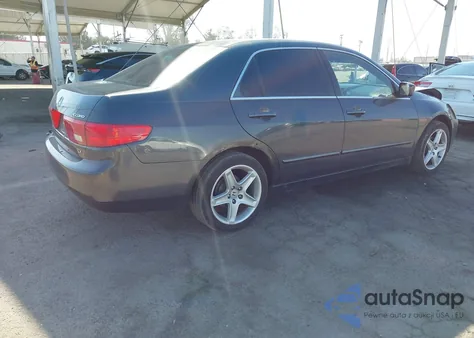 2005 Honda Accord 2.4 Lx from USA, damaged, VIN 1HGCM56425A103884